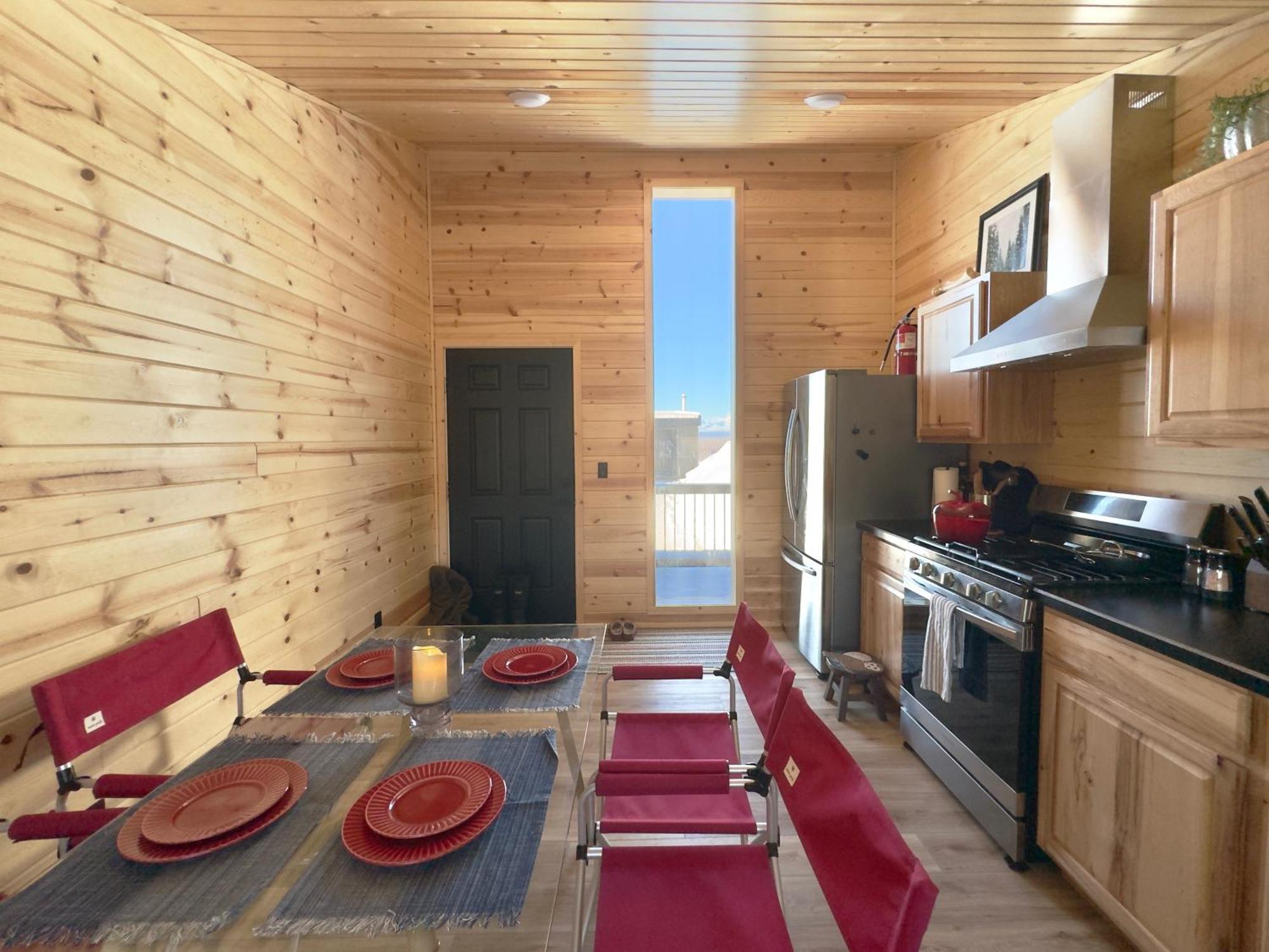 Talkeetna Aerie Adventure Lodge Exterior photo